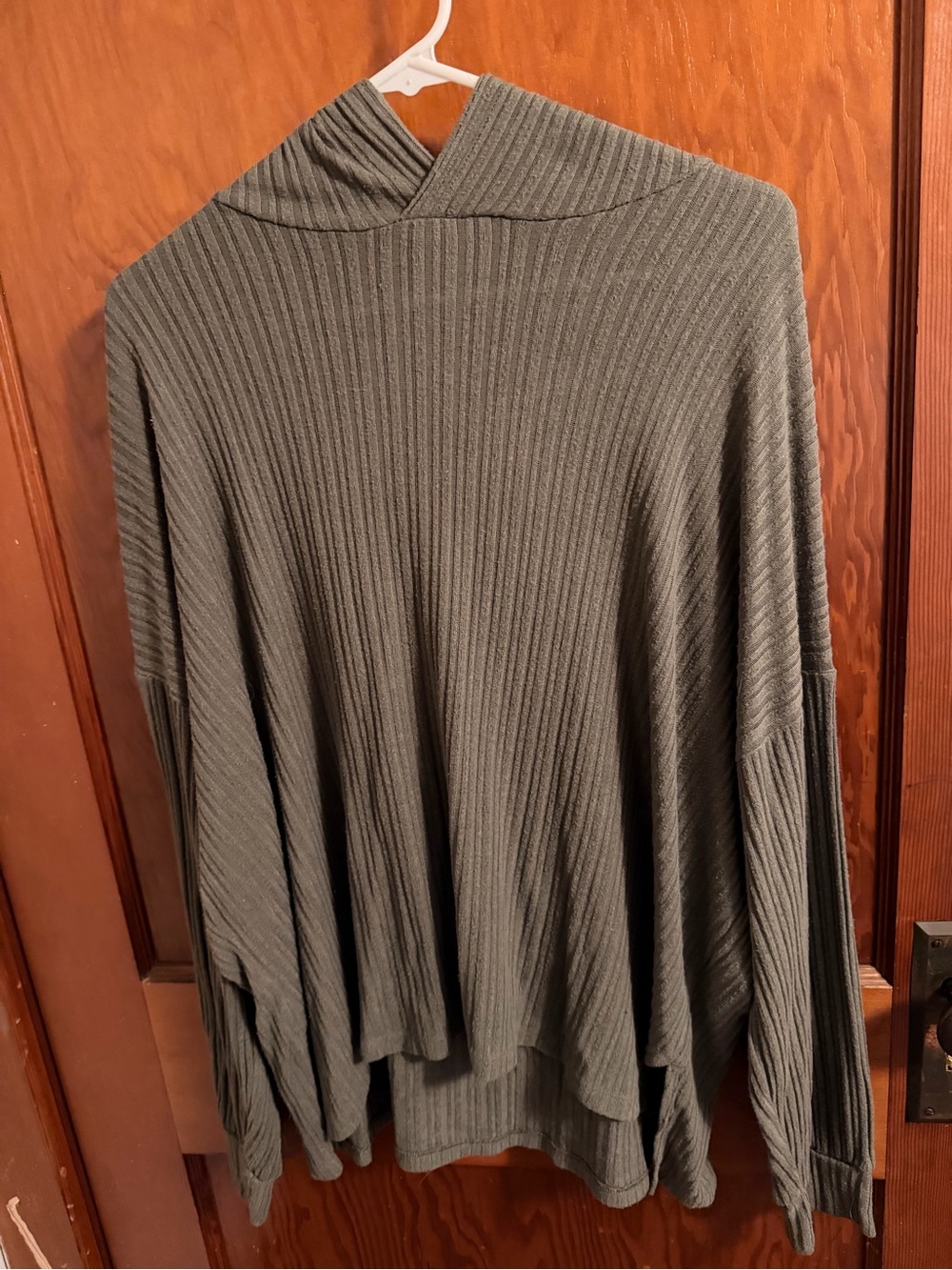 American Eagle Outfitters XL Ribbed Knit Women's Hooded Sweater - Olive Green
